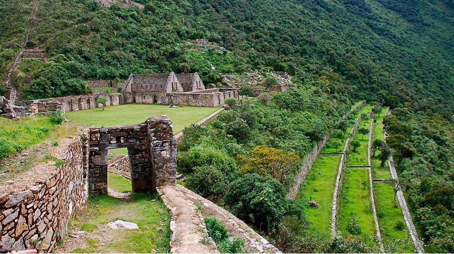 Exploring the Inca archaeological complexes