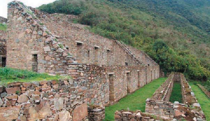 Inca storehouses at Choquequirao